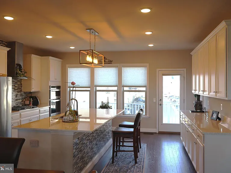 17193 Branched Oak Rd — Photo 33