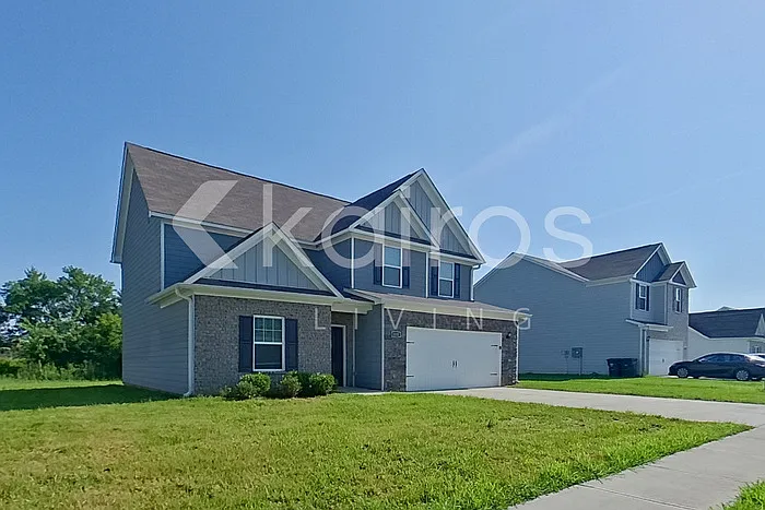 4 bed, 2.5 bath, 2220 sqft, $2,175 — Photo 3