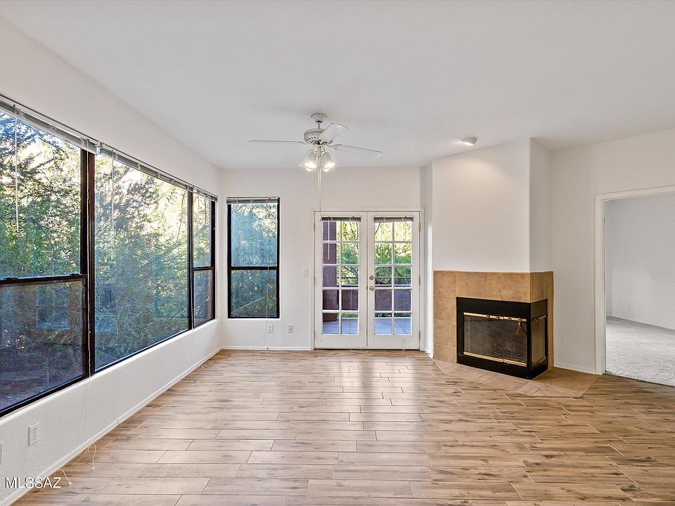 1st image of 6655 N Canyon Crest Dr Unit 22102