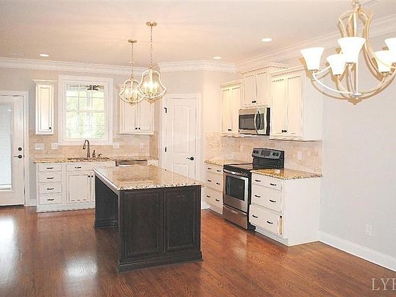 5th image of 1407 Helmsdale Dr Lot 11