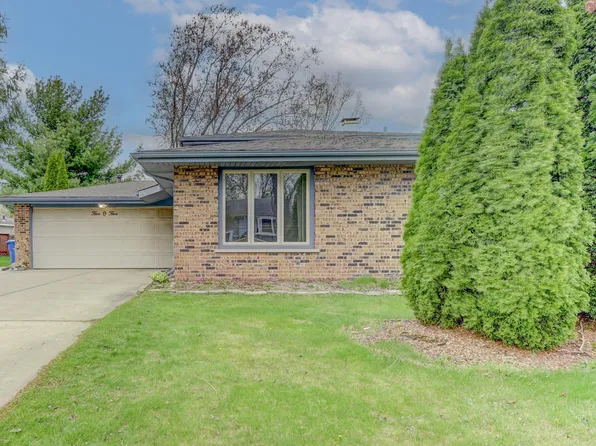 505 Osage Dr, Dyer, IN 46311