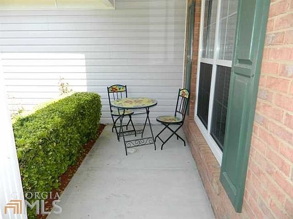 3rd image of 1814 Brittlebank Ln