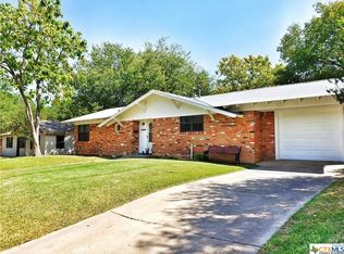 2604 Mears Dr, Gatesville, TX 76528