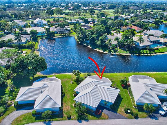 3rd image of 14 Slash Pine Drive