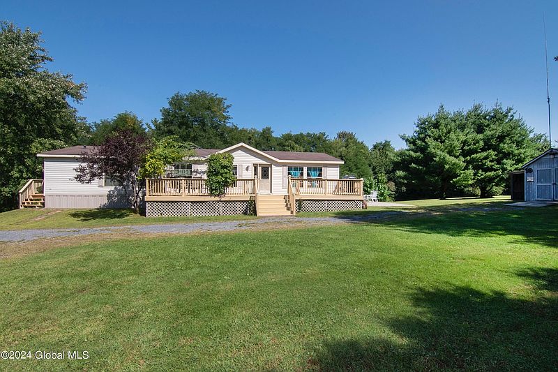 2nd image of 121 Finley Road