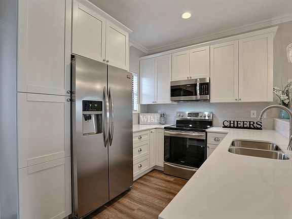 4th image of 216 Samuel Blvd #J6