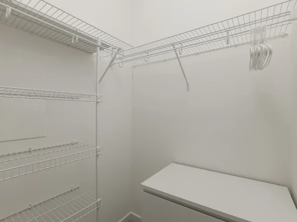 5460 Broadway #212, Burnaby, BC V5B 0B4