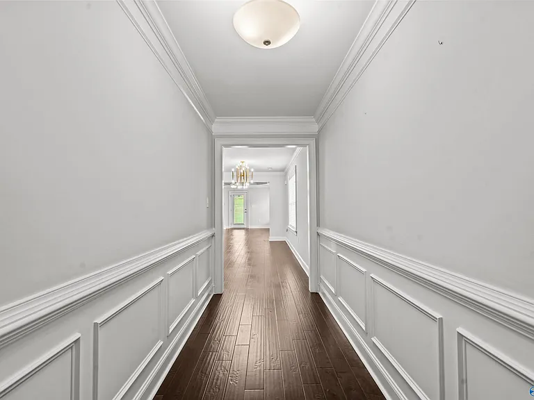 233 Dustin Ln NW — Photo 3