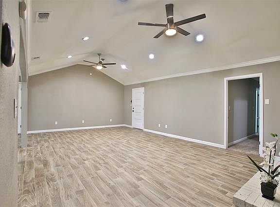 5th image of 3166 Whitemarsh Cir
