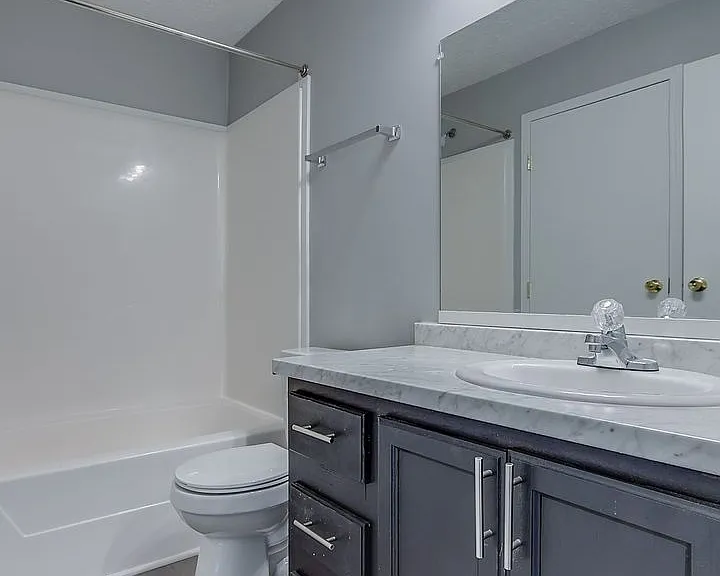 276 Franklin St — Photo 14