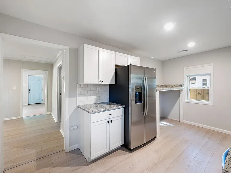 4673 Hassell Ave — Photo 18