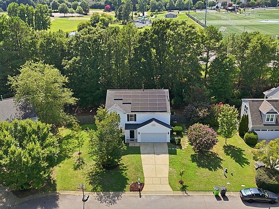 3rd image of 212 Mizelle Meadow Ct