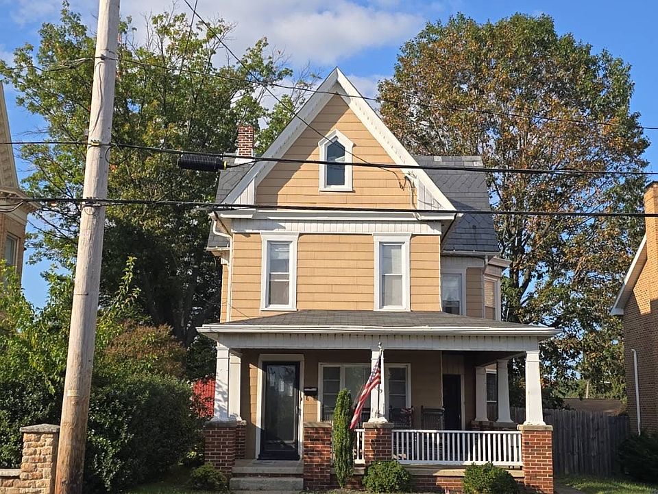 1st image of 109 W Main St