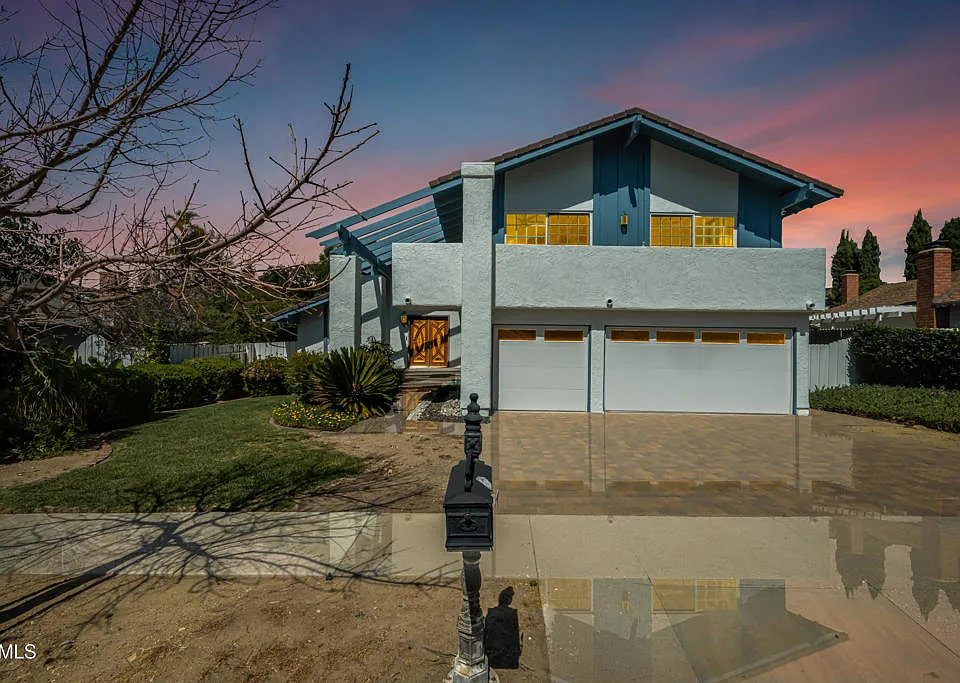 327 Bethany St