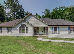 7710 Arnoldtown Rd, Louisville, KY 40214