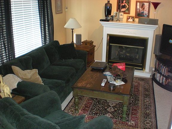 4th image of 1195 Bonnie Ln #1197