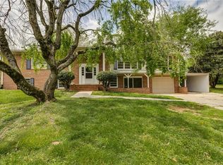 4430 Bridle Path, Winston Salem, NC 27103