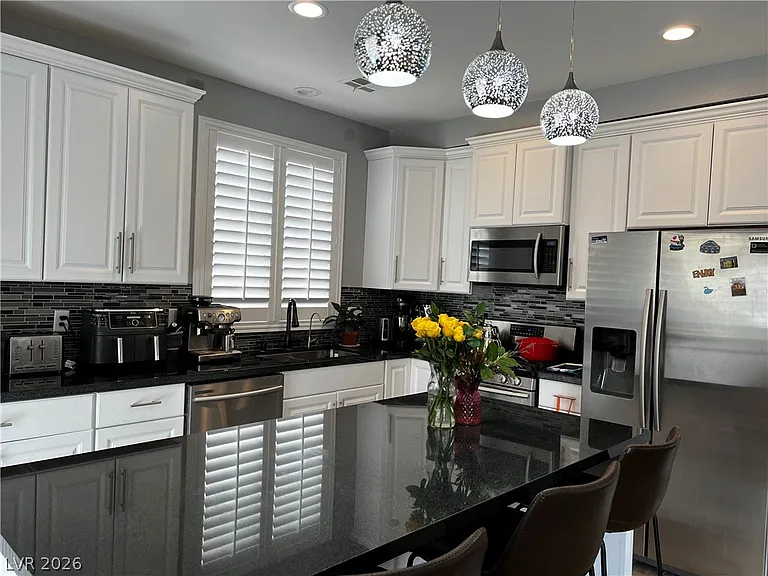 2385 Predera Ave — Photo 4