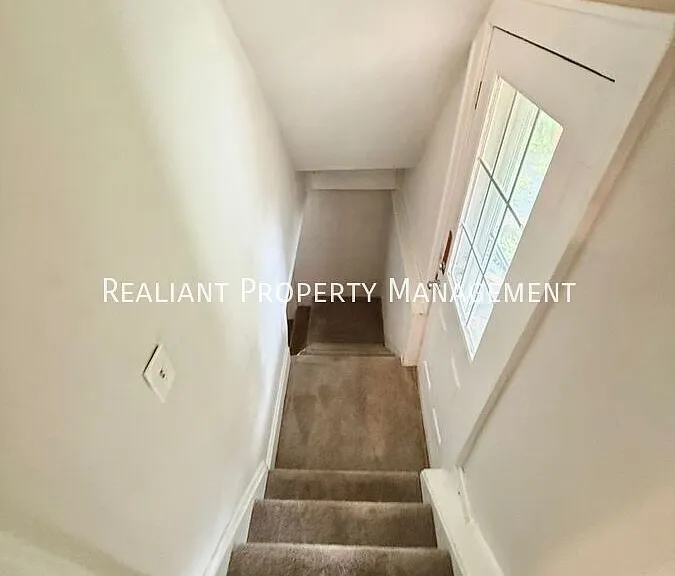 2316 Lysle Ln — Photo 13