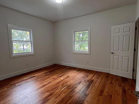 2nd image of 38 Tillinghast St #2LA
