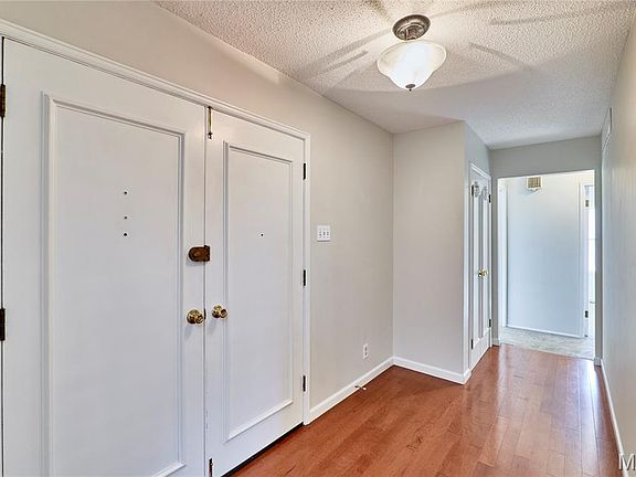 5th image of 511 Lalor Dr