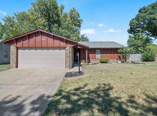10741 E 29th Pl, Tulsa, OK 74129