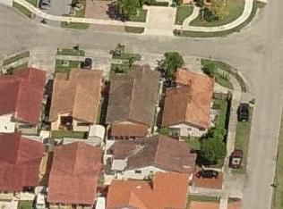 9862 SW 1st Ter, Miami, FL 33174