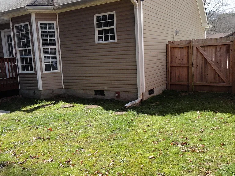 856 Lower Mill Rd — Photo 24