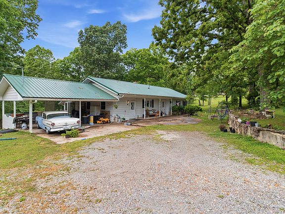 2nd image of 34 Indian Oaks Drive