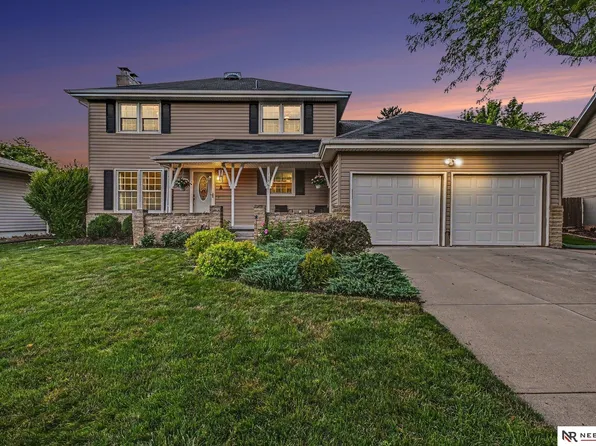 13968 Woolworth Cir, Omaha, NE 68144