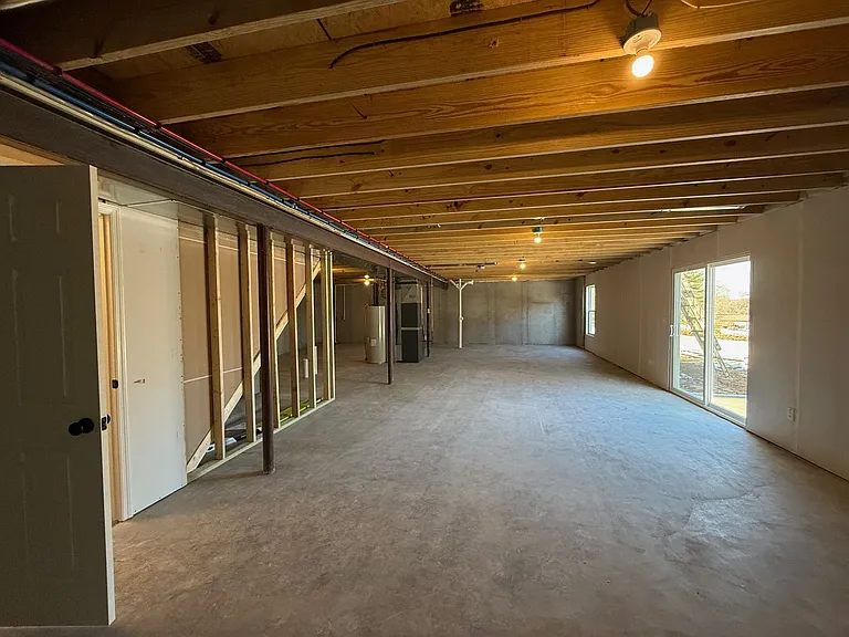 9618 Red Maple Trl — Photo 25