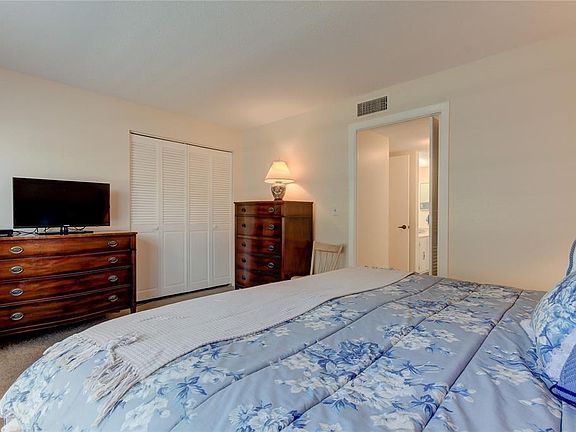 4th image of 121 Island Way APT 312