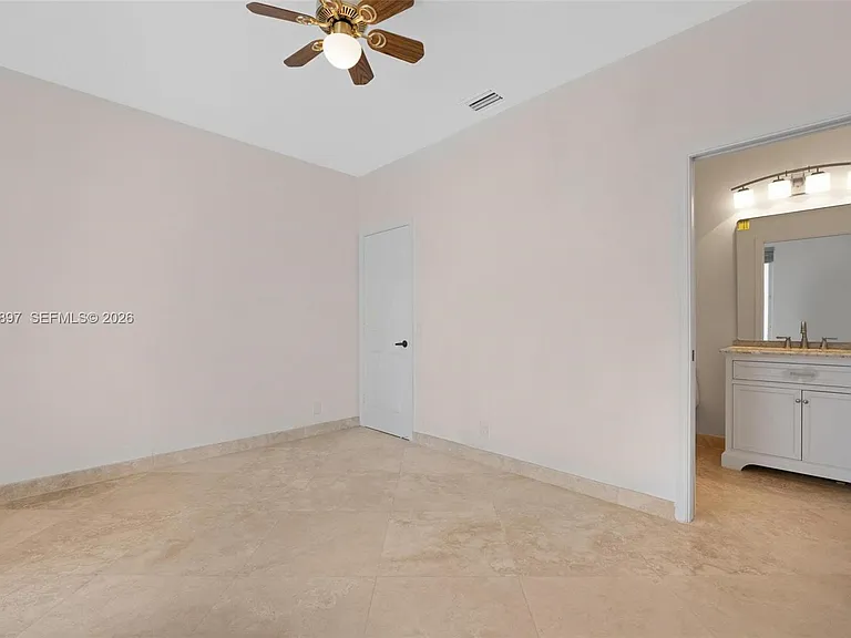 1666 Victoria Pointe Cir — Photo 17