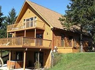 2481 Harvey Lake Rd, Highland, MI 48356