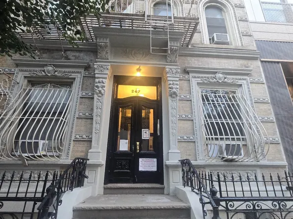 247 East 62nd Street image 1 of 1