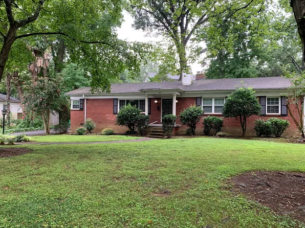 900 Habersham Dr, Charlotte, NC 28209