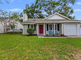 129 Manchester Rd, Summerville, SC 29486
