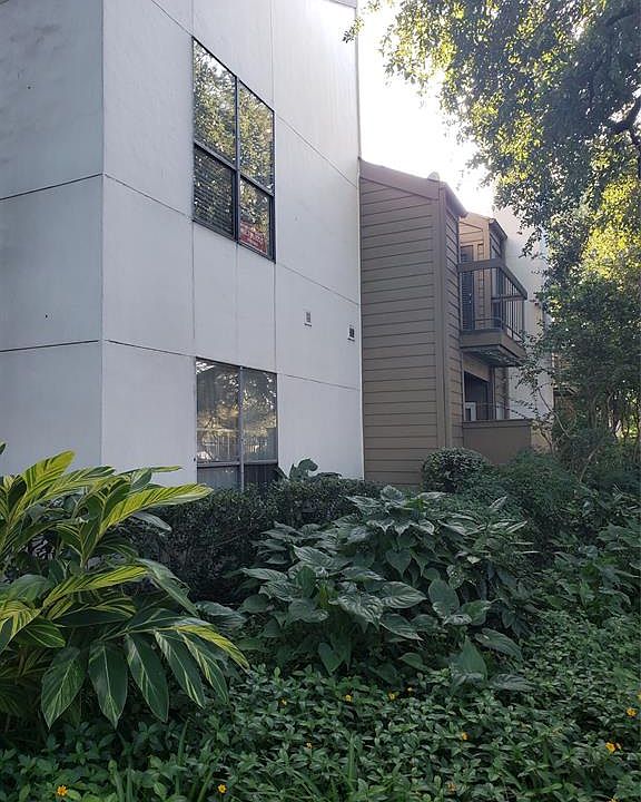 1st image of 10047 Westpark Dr APT 2