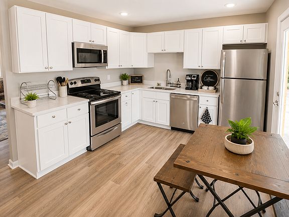 2nd image of 120 Lake Villa Rd #103