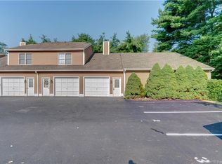 697 S End Rd UNIT 1, Southington, CT 06479