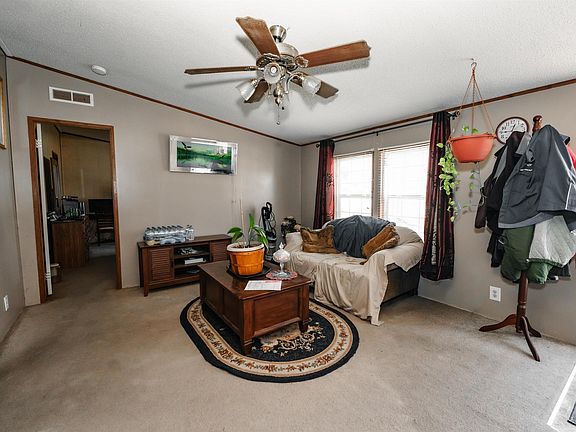 2nd image of 2 Raisinwood Dr