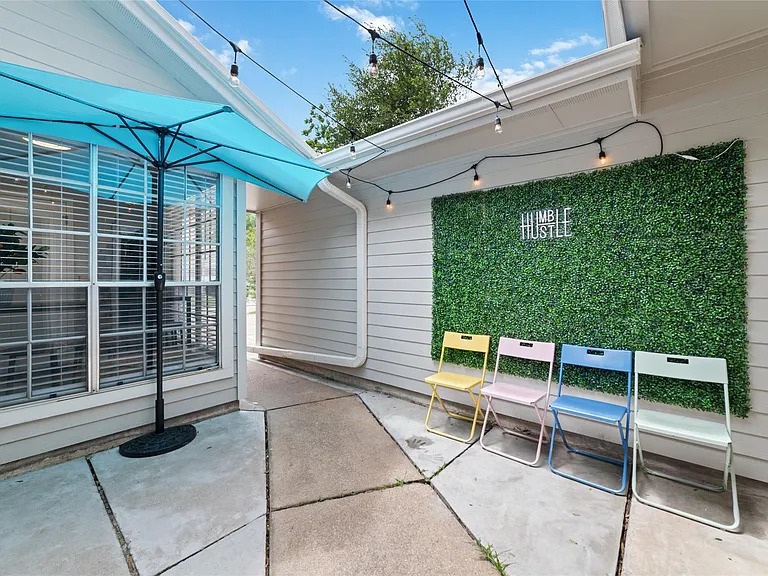 12702 Ashford Creek Dr — Photo 1