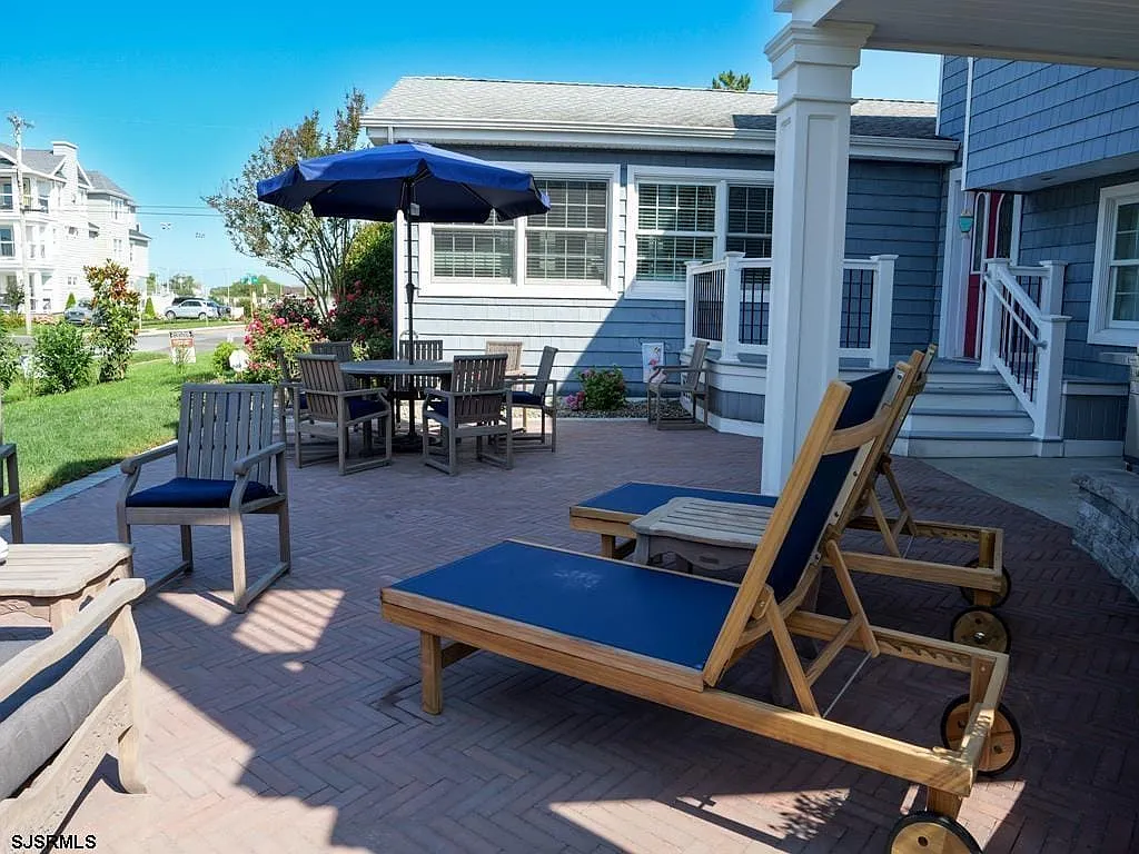 4 bed, 3.0 bath, $9,500 — Photo 4