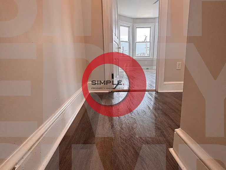 167 W Windsor St — Photo 22