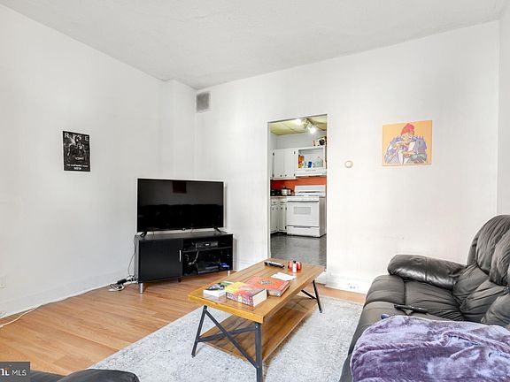 5th image of 777 S 6th St Floor 1