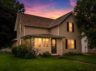 206 Warner St, Colo, IA 50056