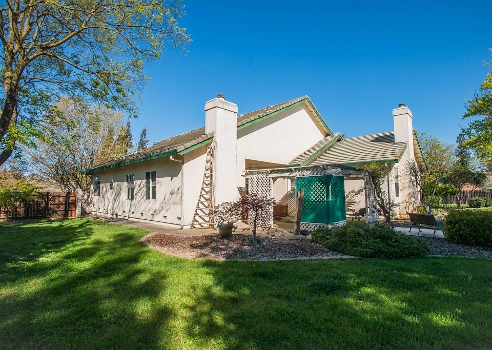1st image of 8211 Ardenness Dr