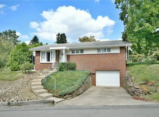 100 Dolores Dr, Pittsburgh, PA 15223