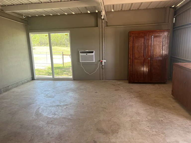 2115 Nash Creek Rd — Photo 33