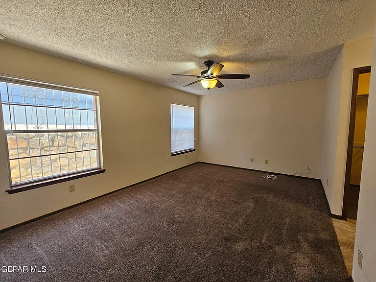 10604 Pleasant Hill Dr — Photo 10